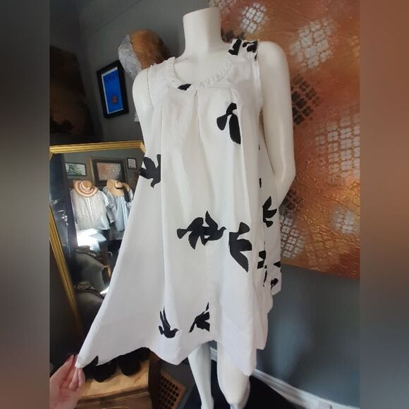 100% Cotton White and Black Dove Dress - Picture 8 of 15